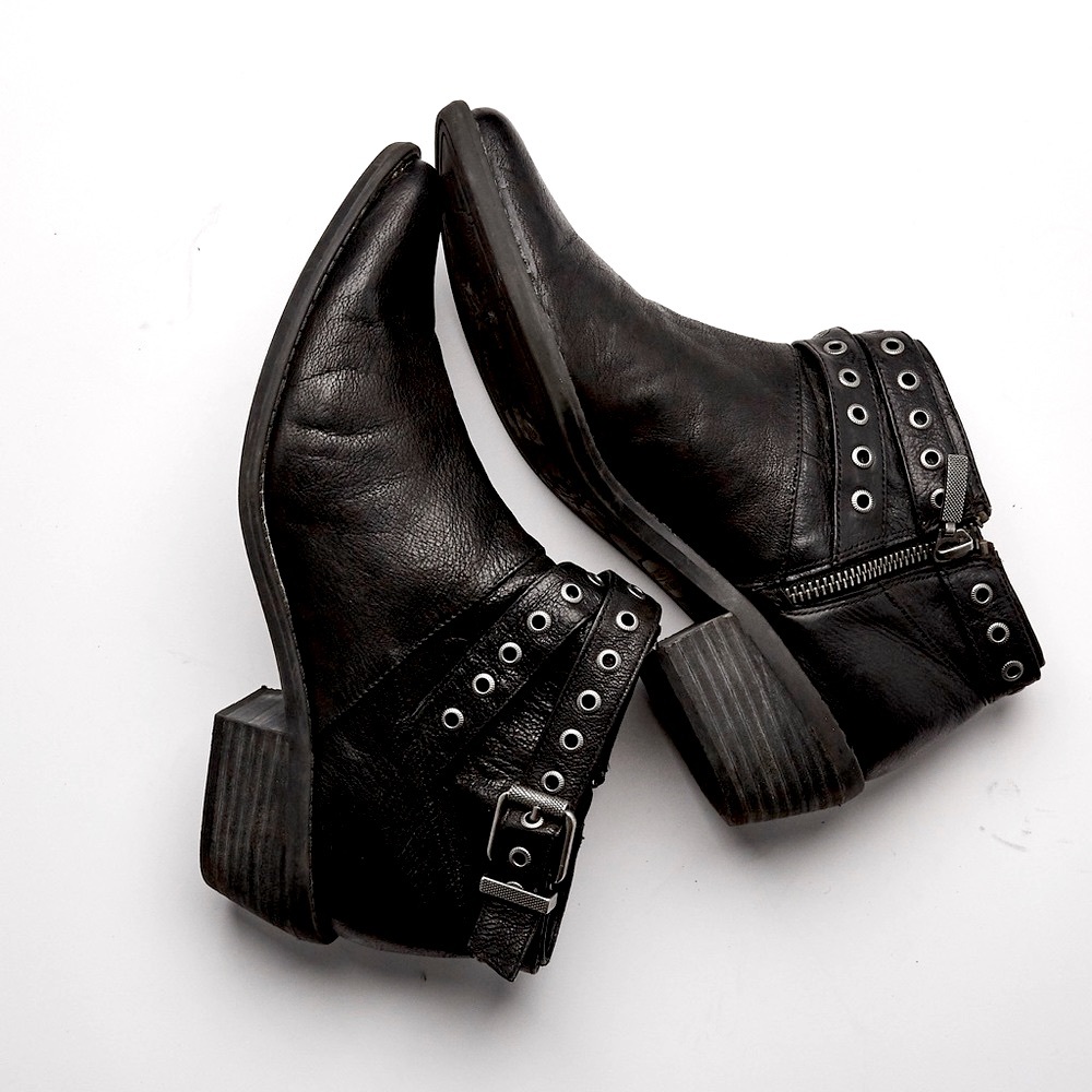 Adam Tucket Me Too Riley4 Ankle Boots